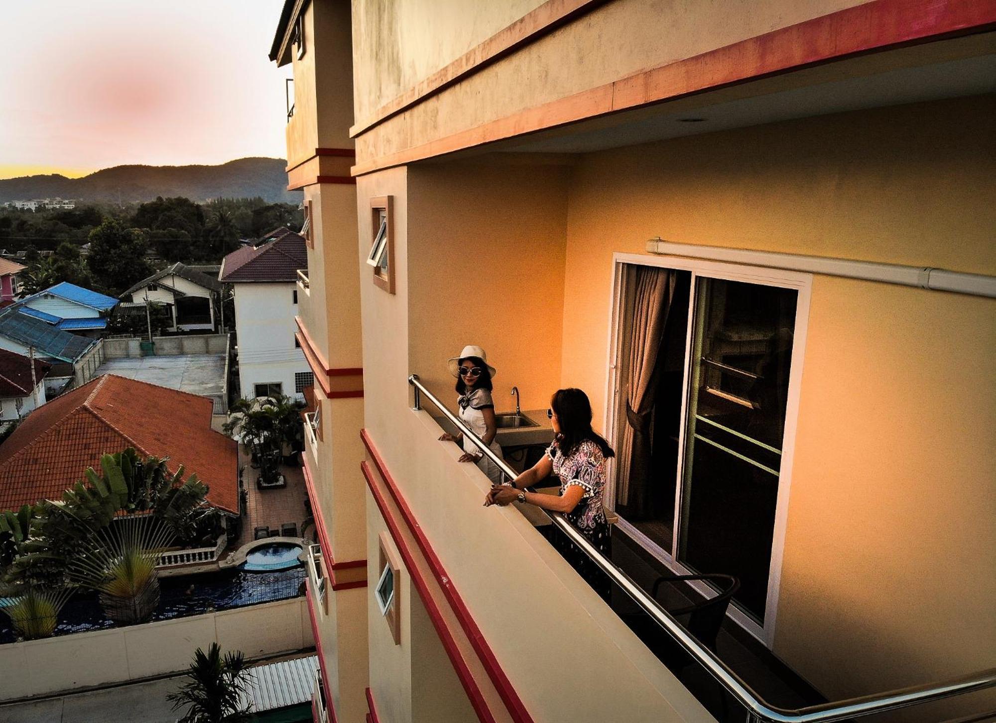 Sky Villa Hua Hin Guesthouse - Adults-Only المظهر الخارجي الصورة